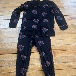 Kyte BABY Black Pajama Set with Rainbow Print